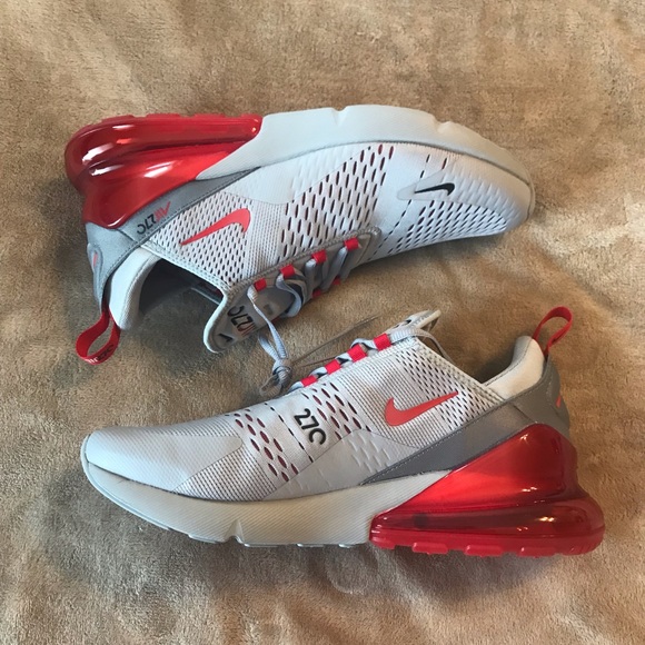 Nike Air Max 270 Wolf Grey University Red - Picture 3 of 8